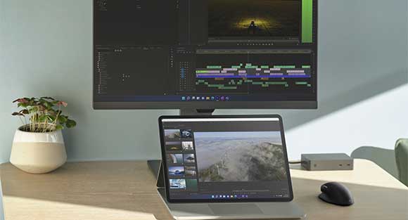 Surface Laptop Studio met design software